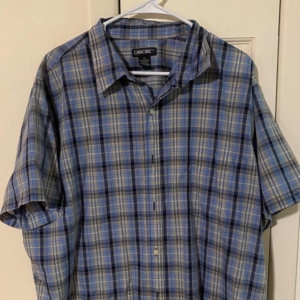 Men’s Shortsleeve button down